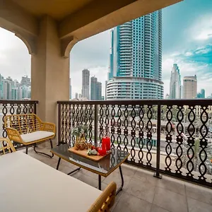 https://durrani-homes-glam-living-besides-dubai-mall.dubaihotelsoffers.com